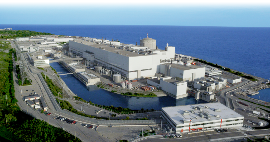 Photo aérienne de la centrale nucléaire de Darlington.